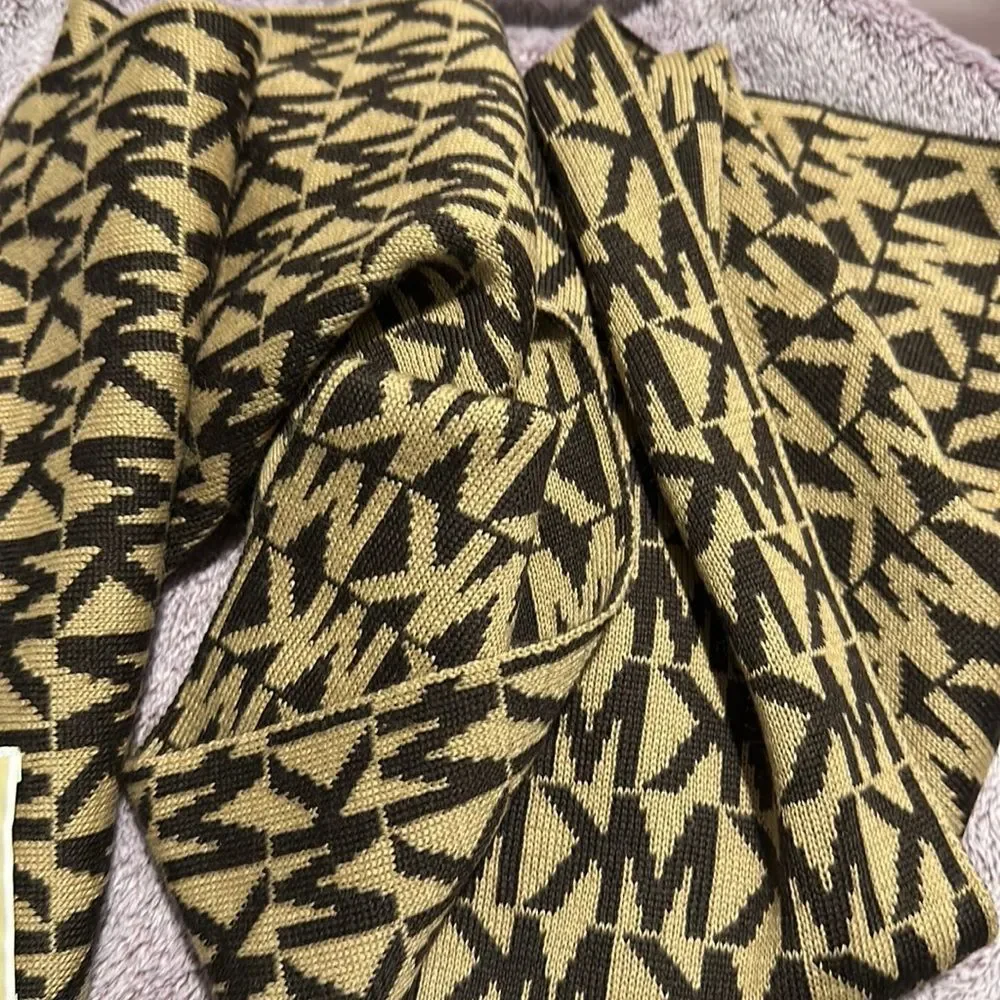 MK Logo Brown/Tan Knit Scart